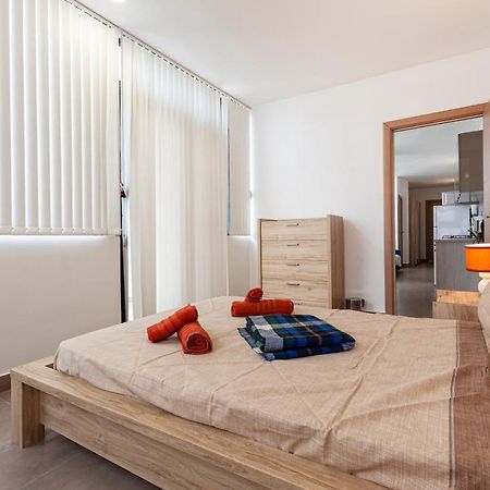 Perfect Seaview Penthouse Apartment St. Paul's Bay Ngoại thất bức ảnh