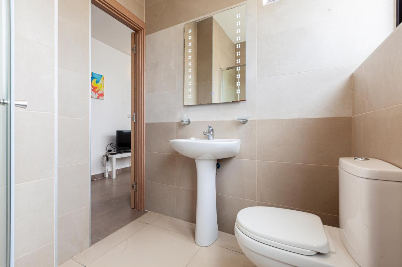 Perfect Seaview Penthouse Apartment St. Paul's Bay Ngoại thất bức ảnh